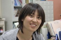 公原恵理子（２年生担任）