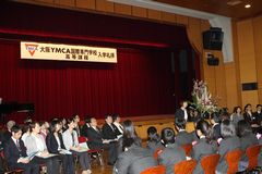 17入学礼拝かじたさん.JPG
