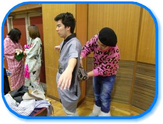 tsubota trying kimono.jpg