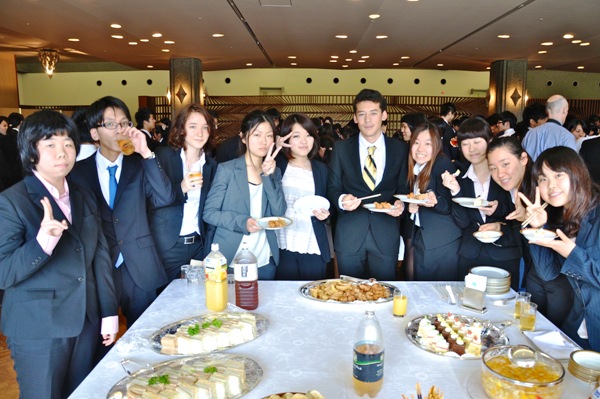 12MUN05.jpg