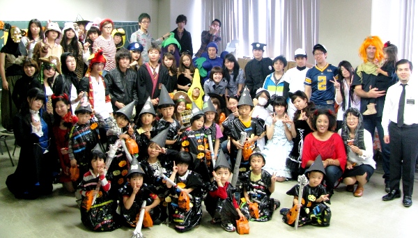 12halloween01.JPG