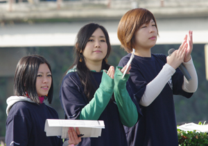 3girls.JPG
