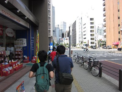 駅への道.JPG