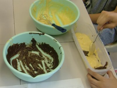 ケーキ作り.JPG
