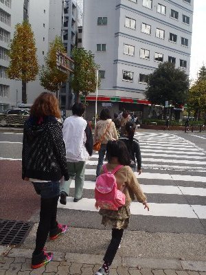 横断歩道.JPG