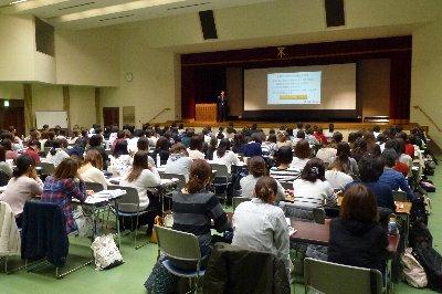 大阪市私立保育園連盟　研修会